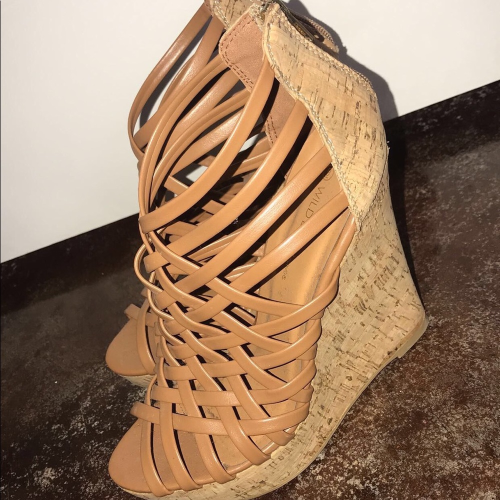 tan wedges